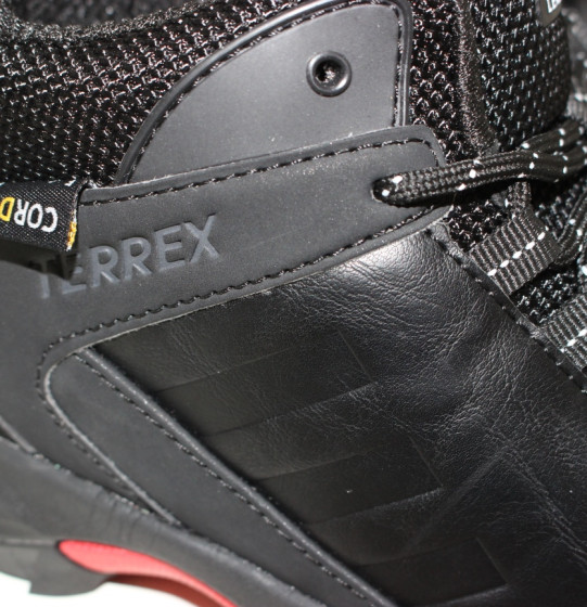 ������ ����� ����� ������� ����� ������� � ���������� ���� � ��������� Gore-Tex (��������) 10