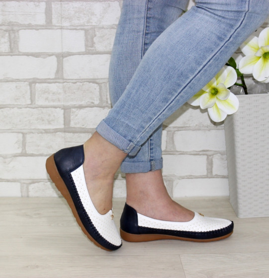 ���� ���� �����������